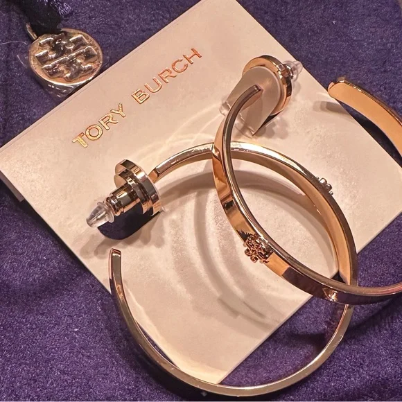 NEW Authentic Tory Burch Silver Kira Double Logo T Hoop Earrings - Picture 2 of 6